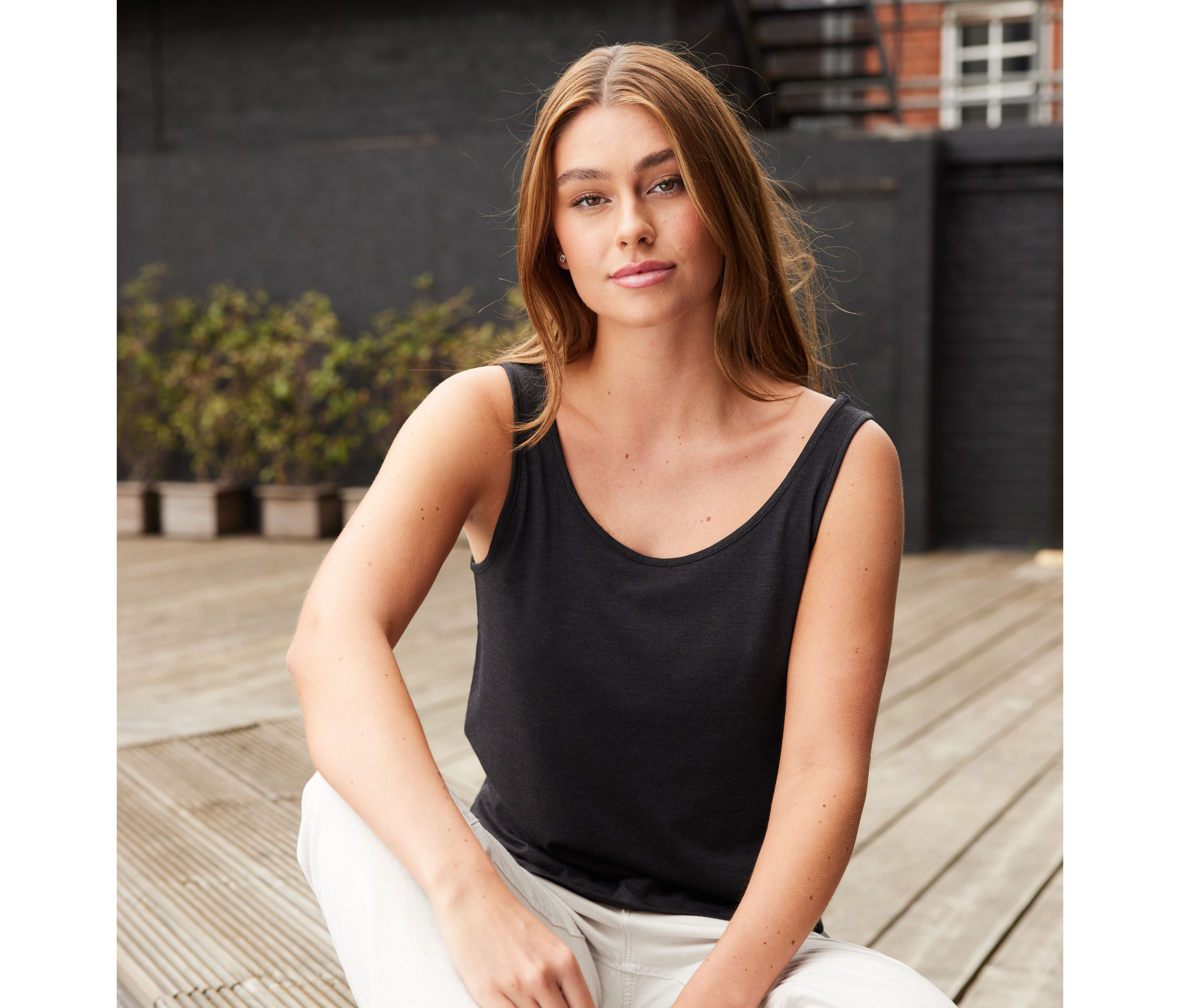 WOMEN'S TANK TOP