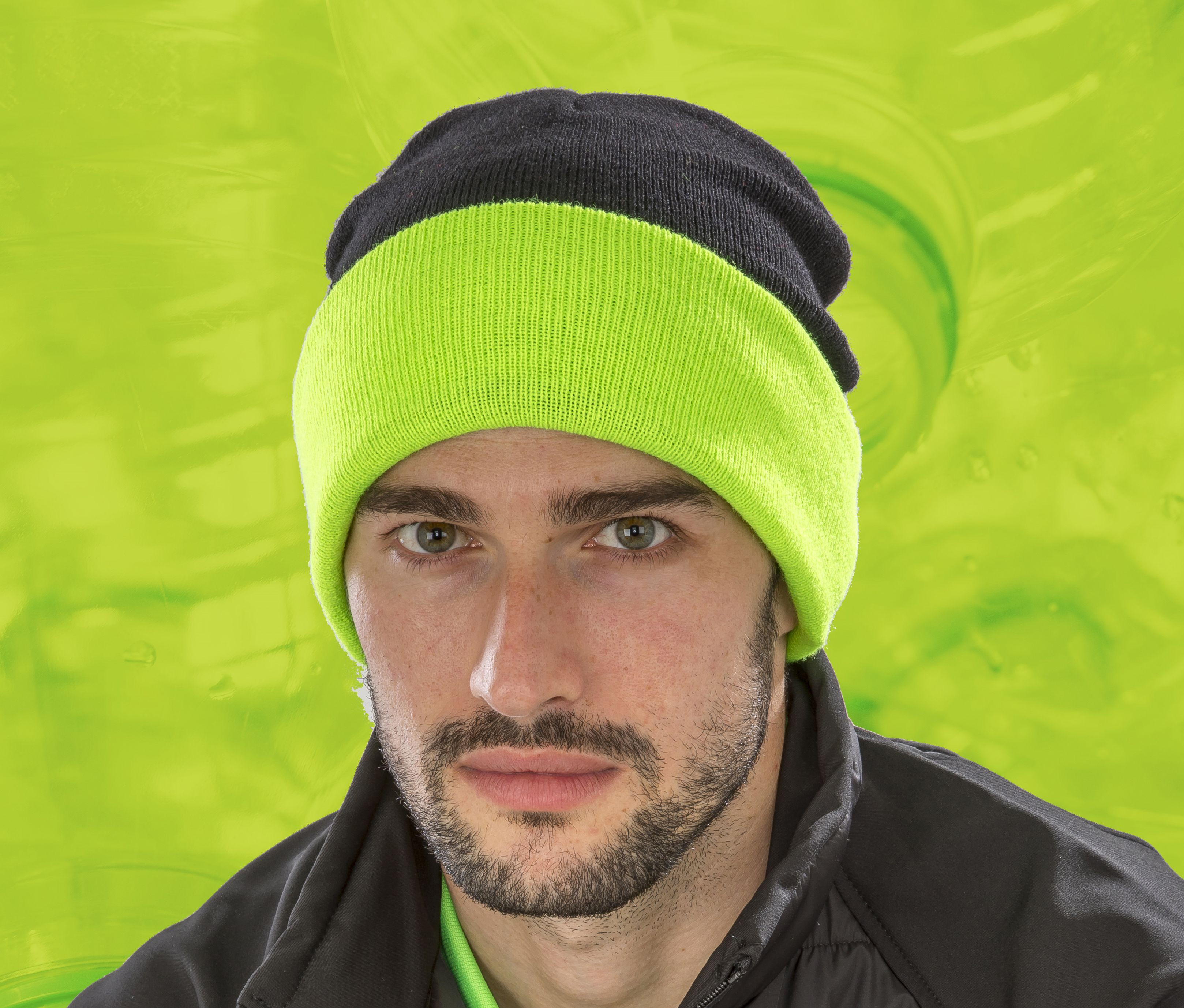 RECYCLED BLACK COMPASS BEANIE