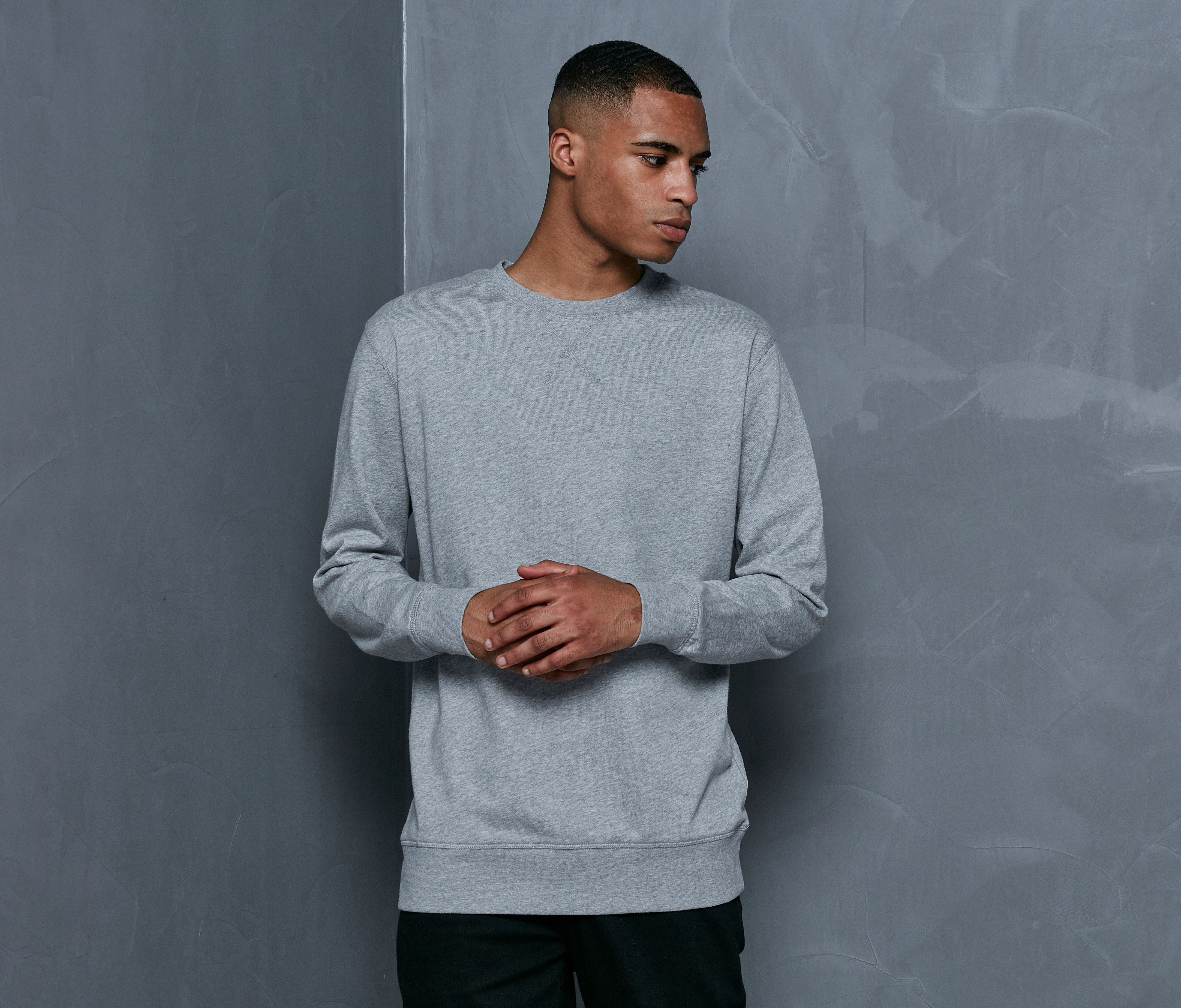 CREWNECK